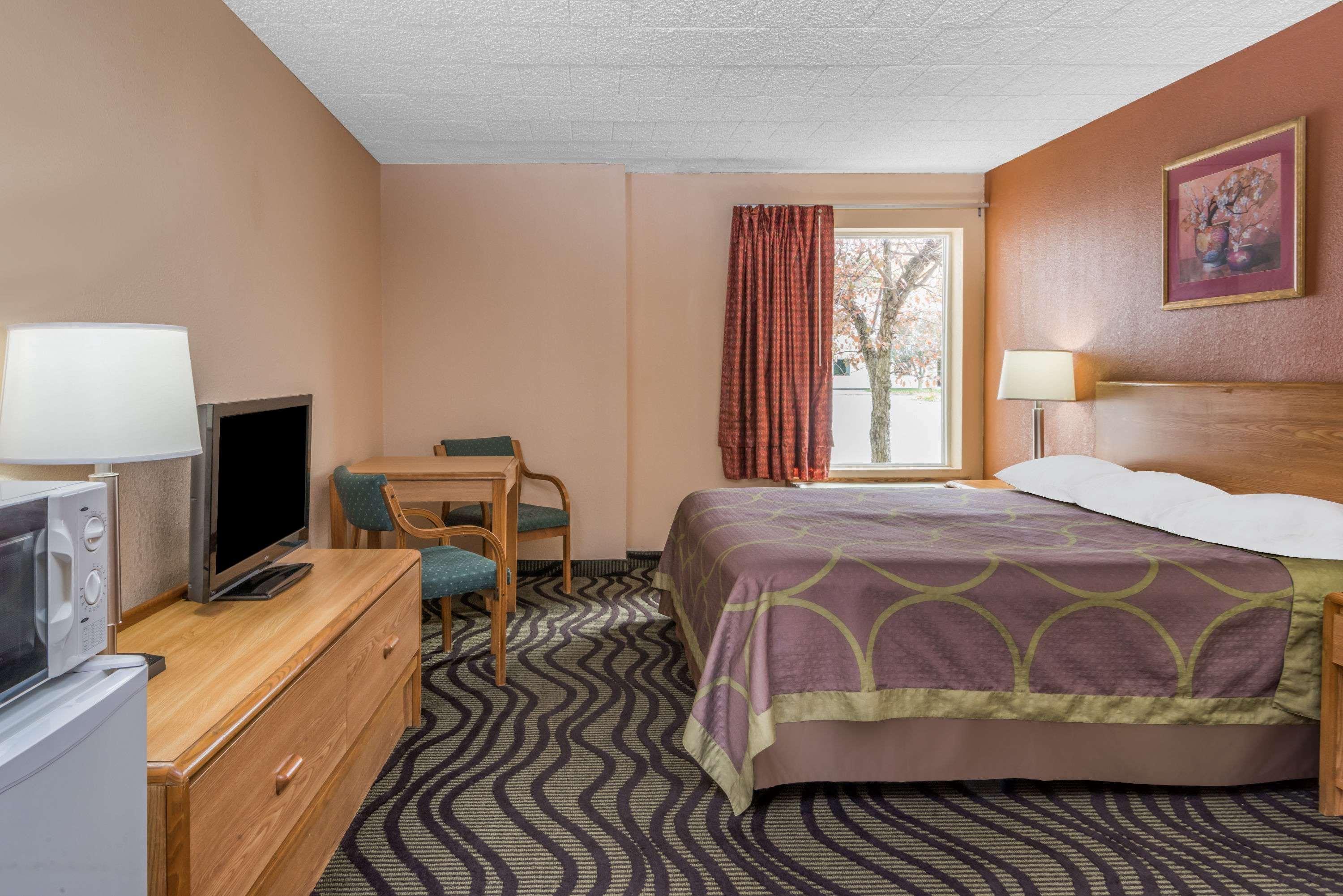 Baymont By Wyndham Batavia - Darien Lake Exterior photo